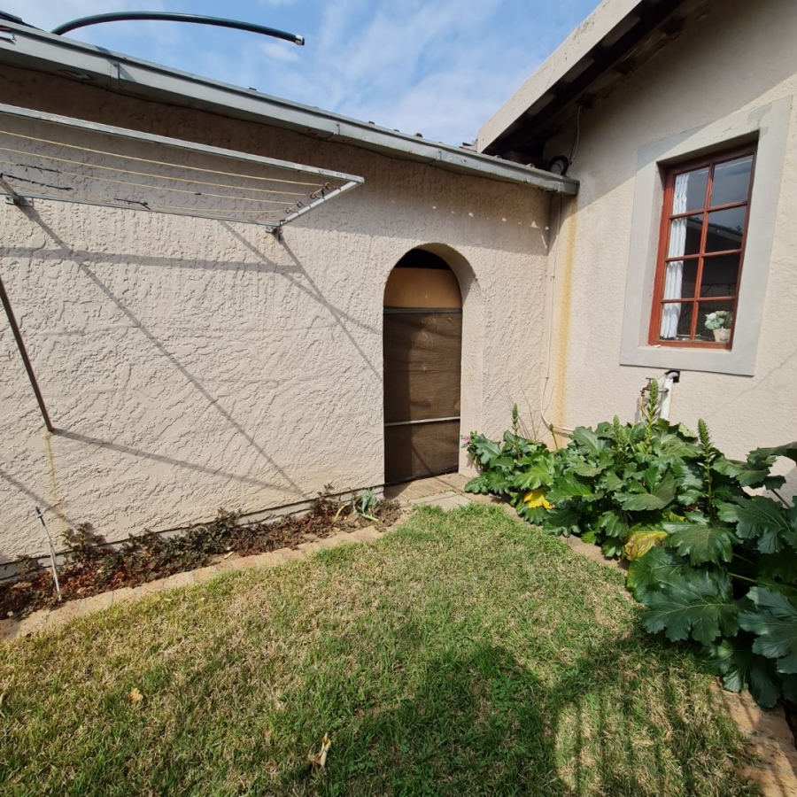 6 Bedroom Property for Sale in Sasolburg Free State